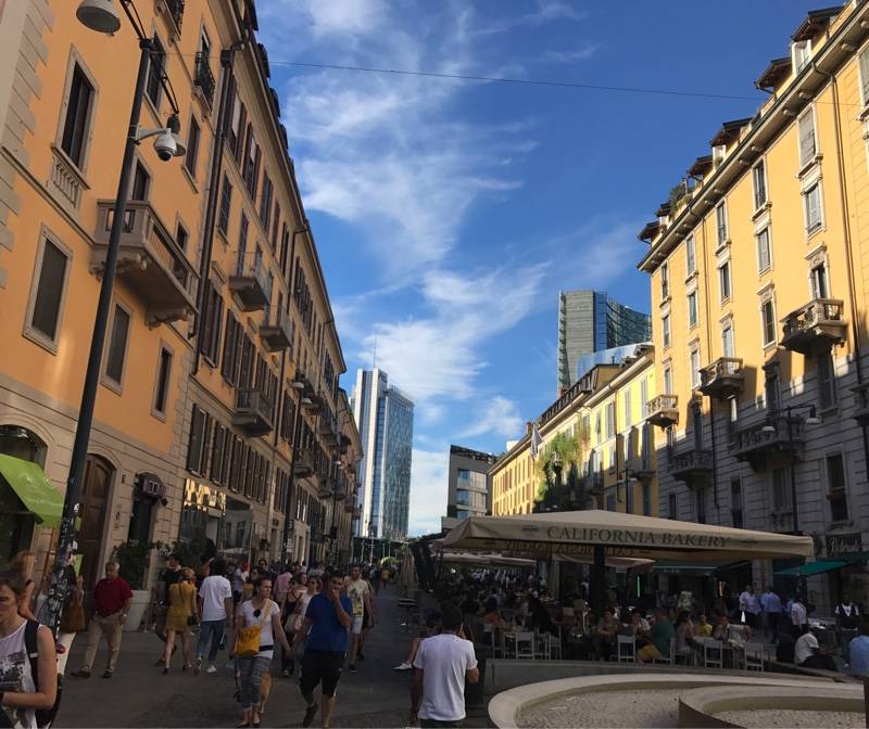 Fotosegnalazione di Milano porta garibaldi