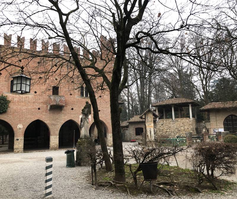 Fotosegnalazione di Grazzano visconti