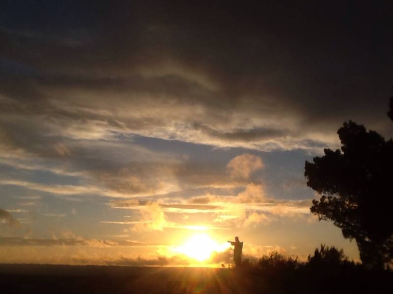 Tramonto a cisternino nella valle d'itria
