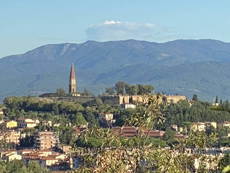 Arezzo panorama mattutino.