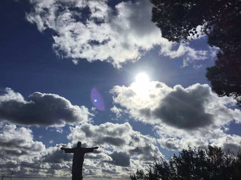 Nuvoloso in valle ditria a cisternino