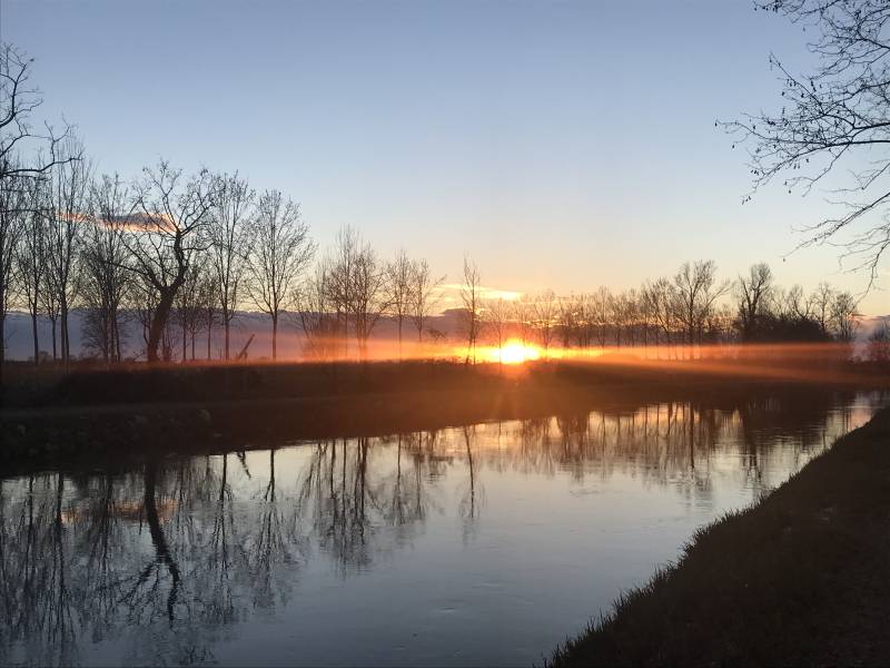 Tramonto sul canale muzza
