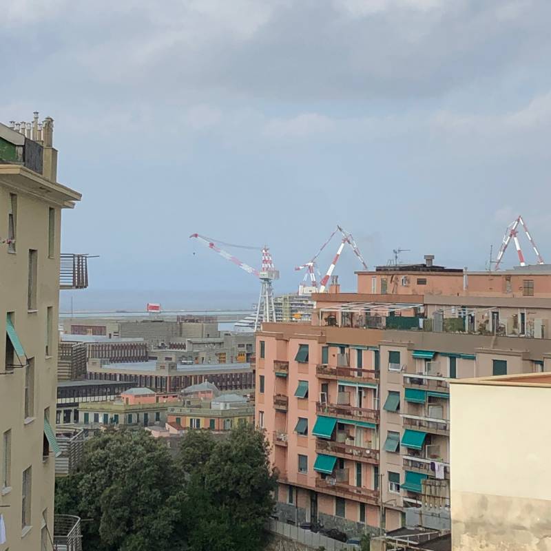 Fotosegnalazione di Genova sestri ponente