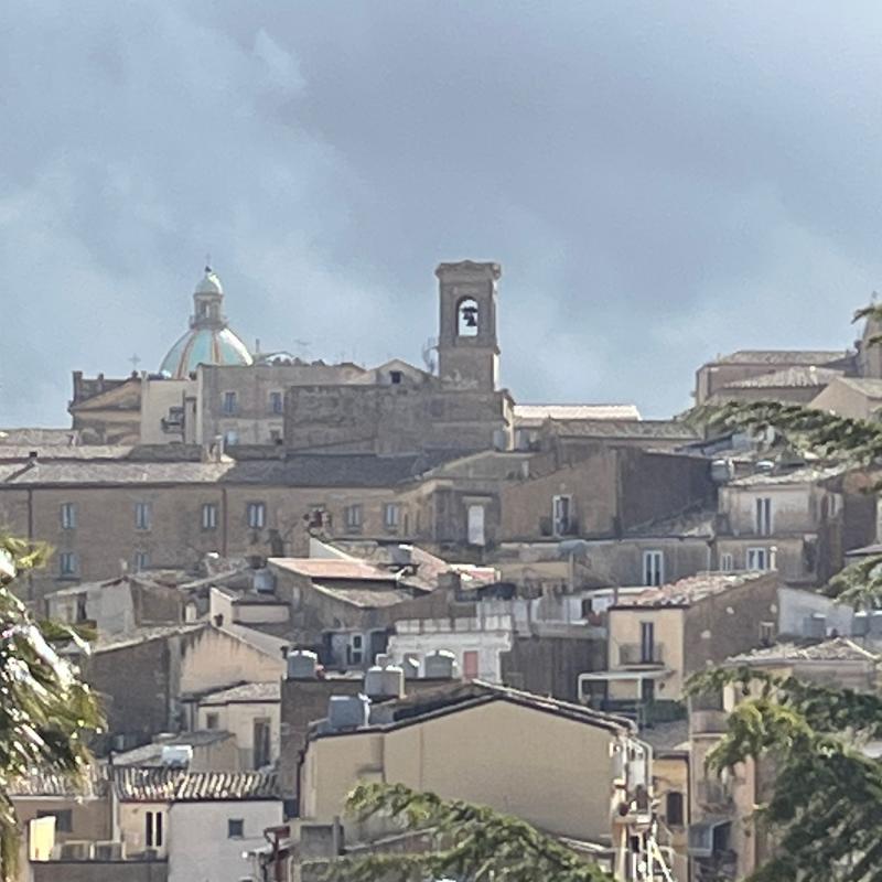 Panorama del centro storico di Caltagirone
