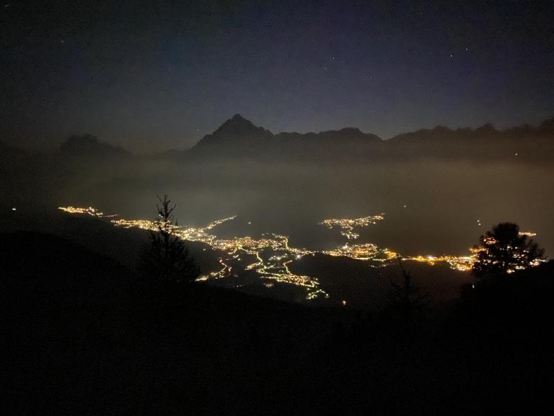 foto notturna dal rifugio tita barba