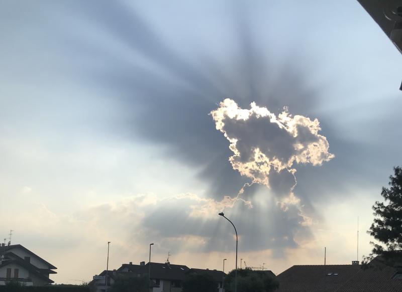 un cielo pittoresco
