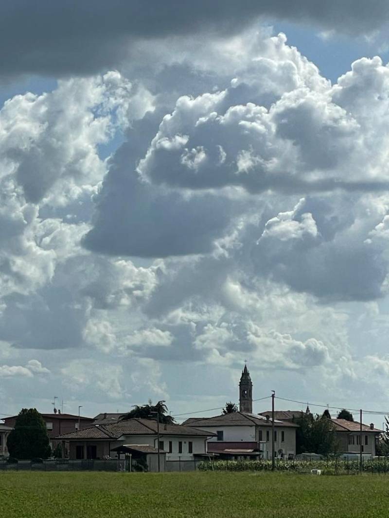 nuvole nel cielo di trescore cremasco