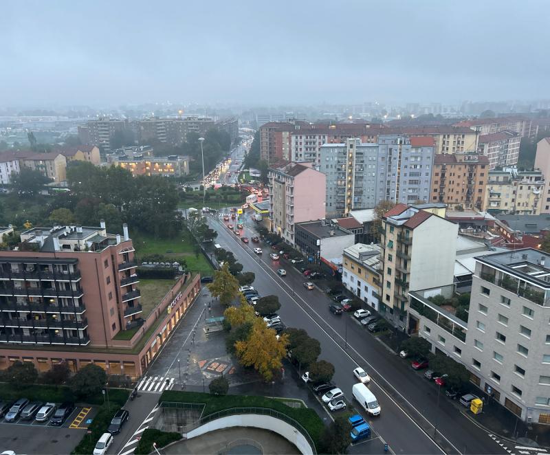 Piove che dio la manda. altre che nuvole