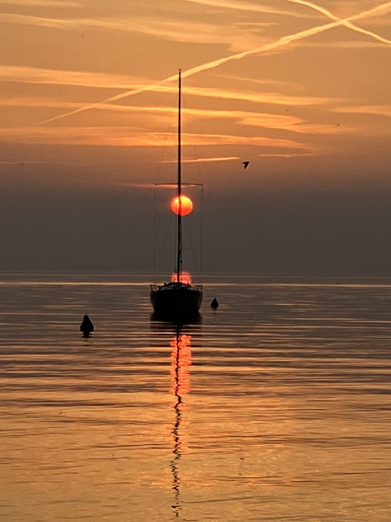 tramonto sul lago di garda
