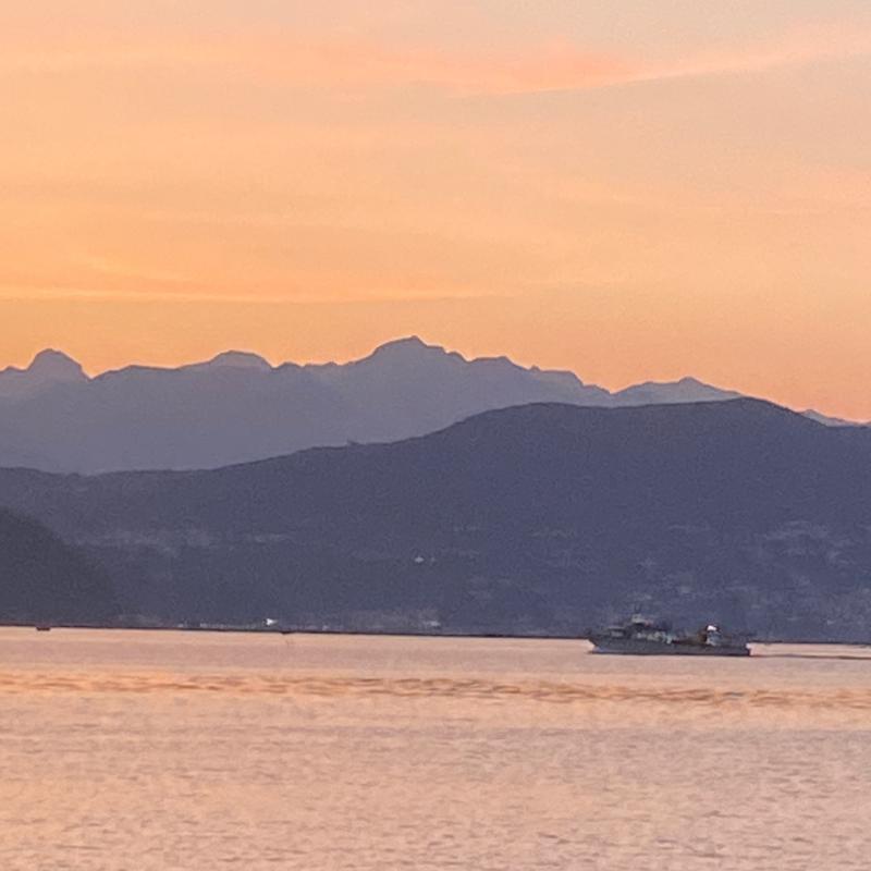 Alba golfo dei poeti
