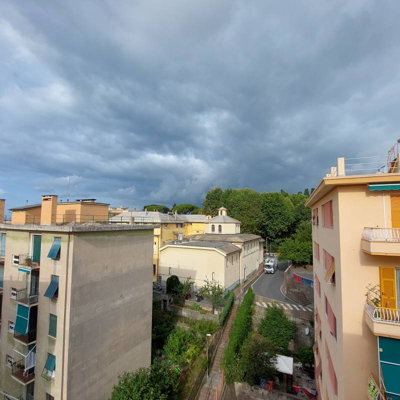Fotosegnalazione di Genova sestri ponente
