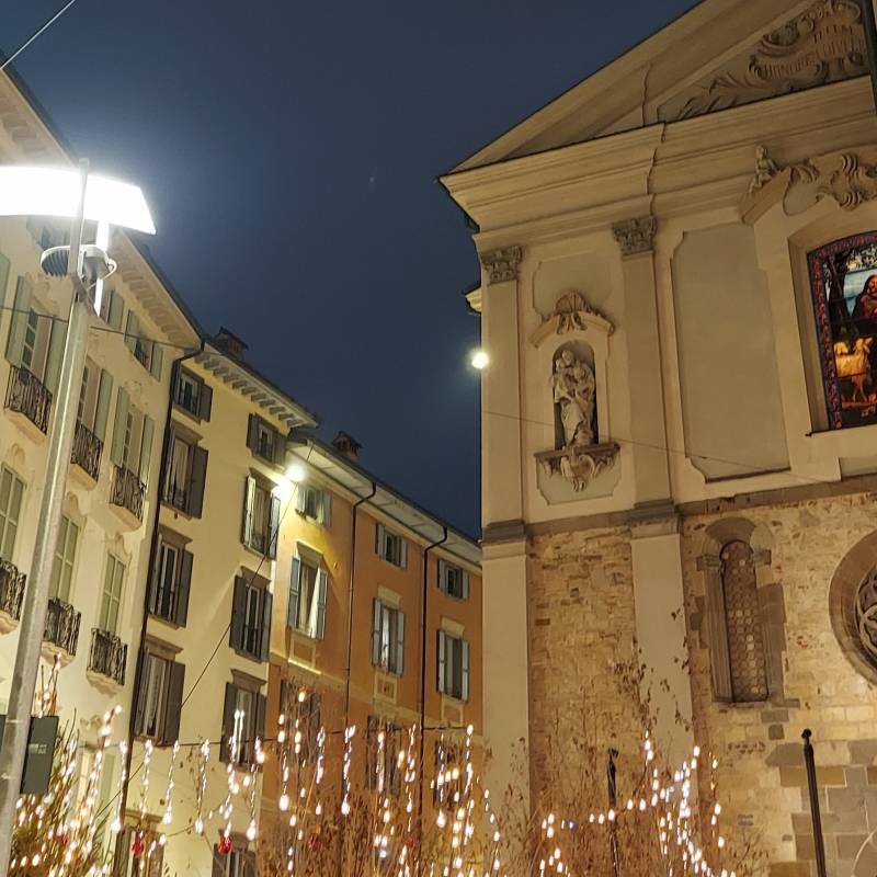 Fotosegnalazione di Bergamo centro sant'alessandro