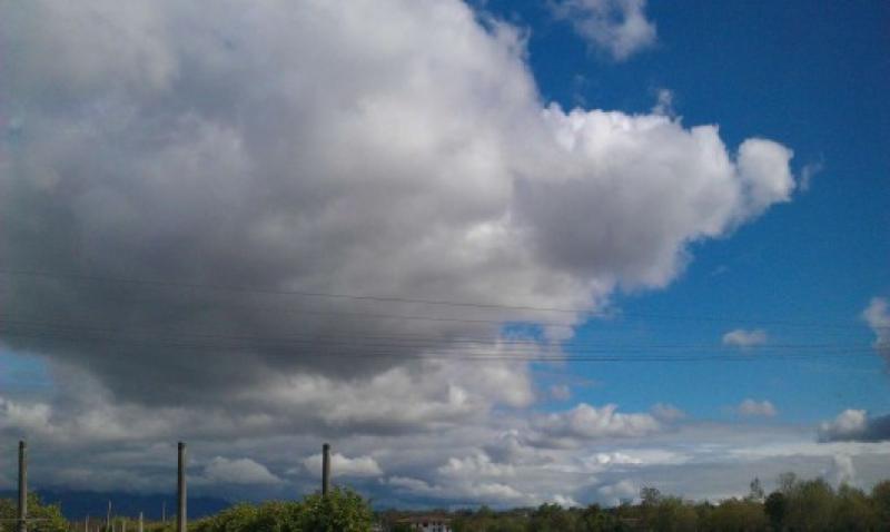 nuvole al pomeriggio