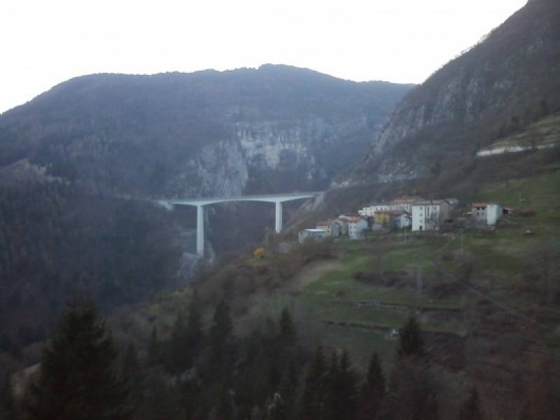 Ponte sulla Val Gadena