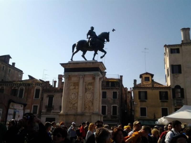 staua del colleoni campo San Giovanni e Paolo