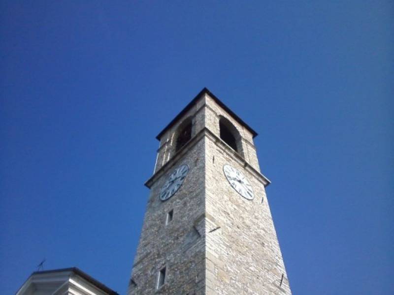 il campanile di Vellai 
