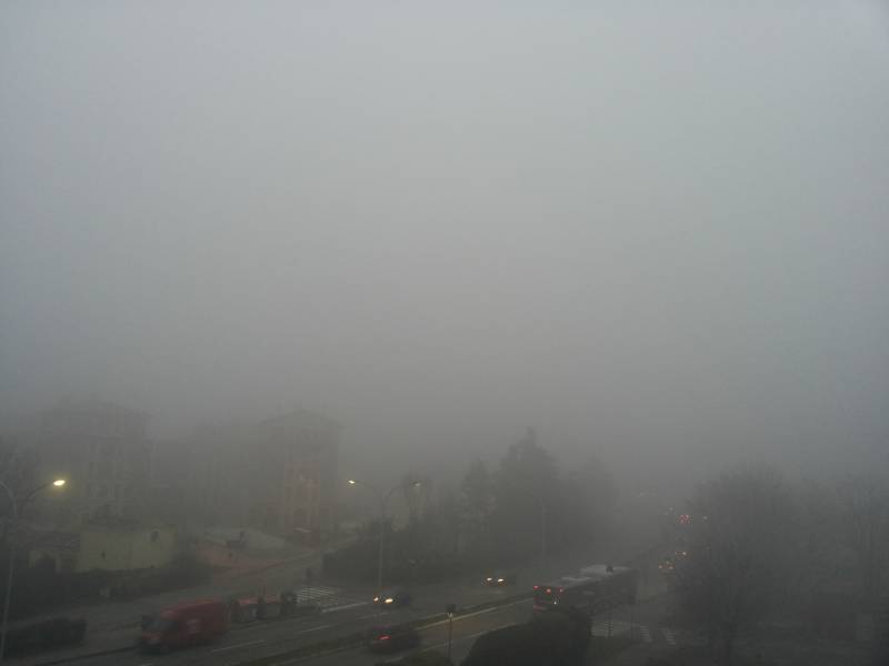 Nebbia molto fitta a Bologna