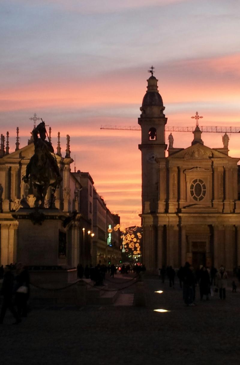 Torino tramonto su piazza S.Carlo