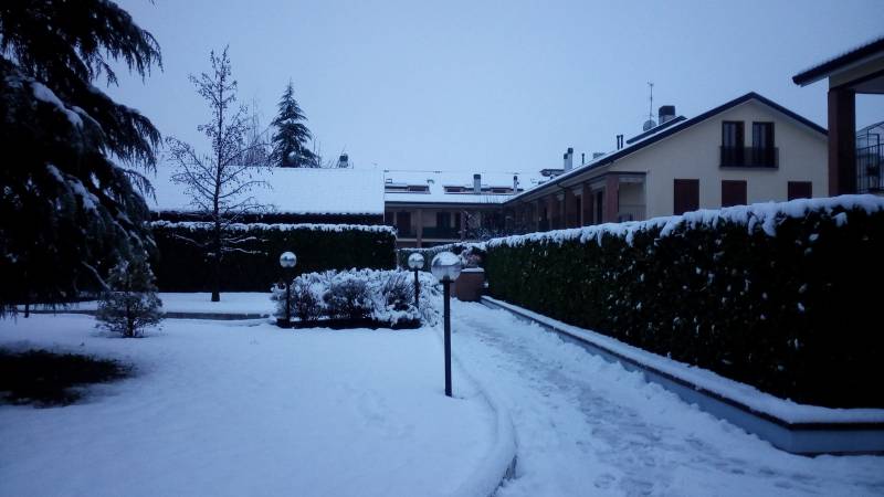 Neve nel cortile della Residenza dei Visconti