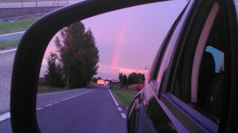 arcobaleno allo specchio