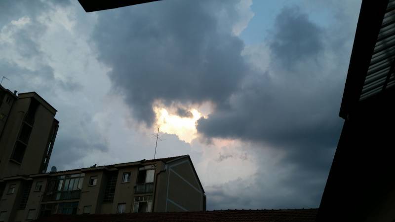 Un buco nel cielo