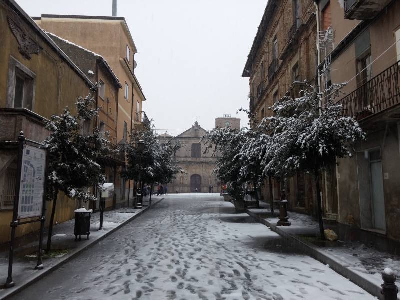 vista Duomo sotto la neve
