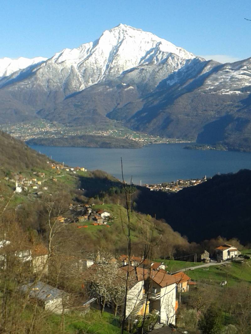 Vista panoramica sul lago di Como