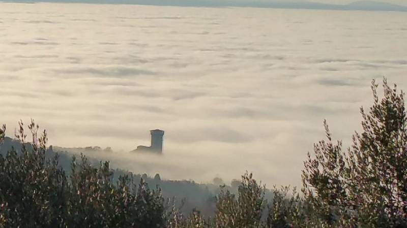 mare di nebbia a Calenzano