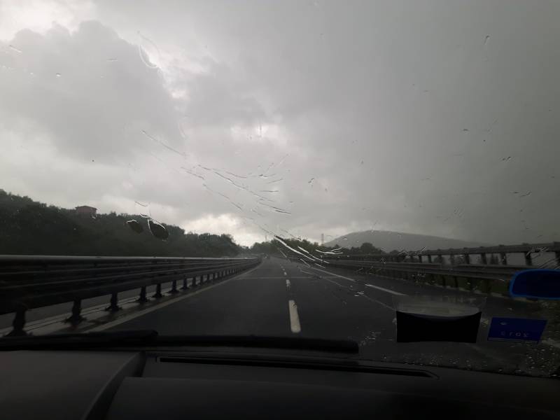 piove in autostrada