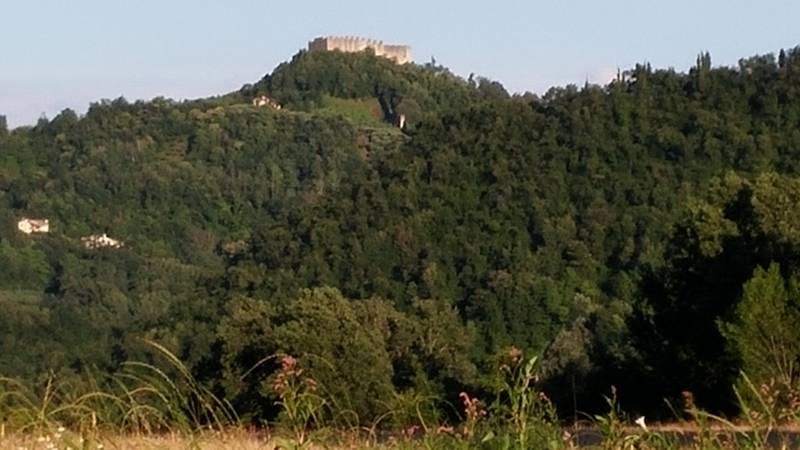 Rocca d'Asolo vista da Pagnano