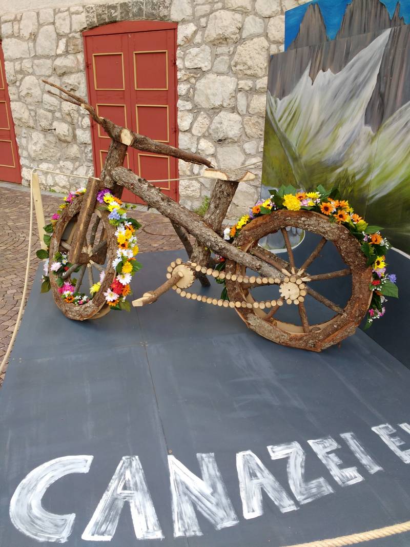 bicicletta in fiore