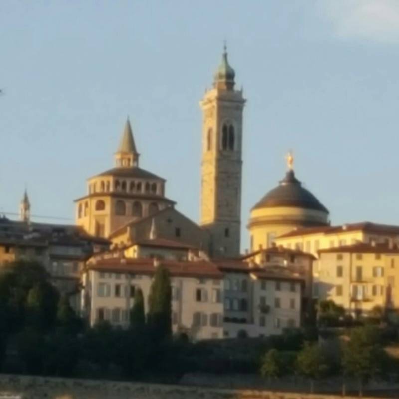 Fotosegnalazione di Bergamo citta' alta