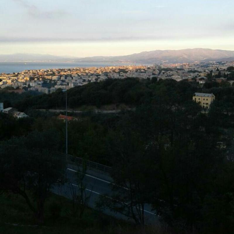 Fotosegnalazione di Genova quinto al mare
