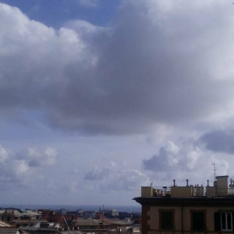 Maccaja in calo e qualche schiarita dalla