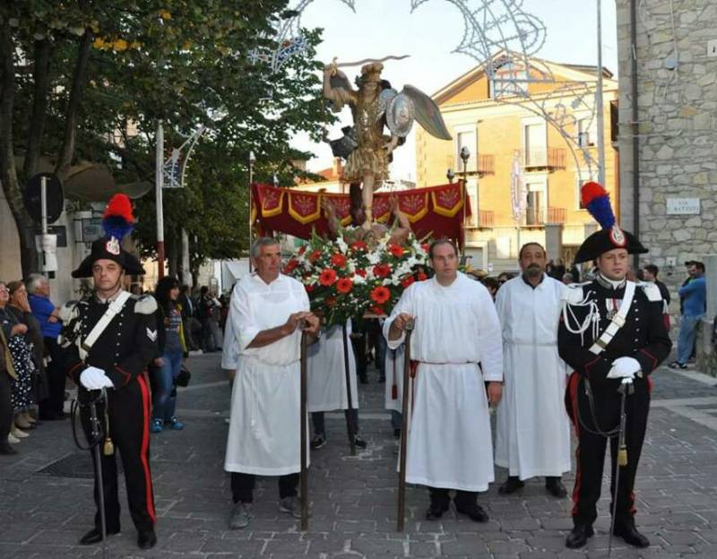 Processione San Michele