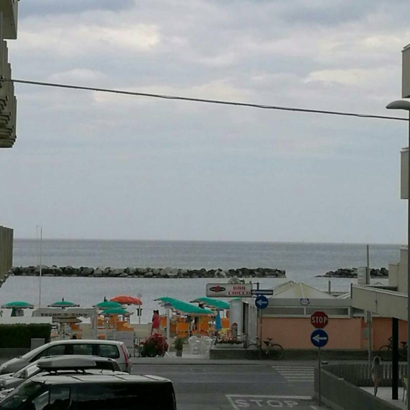 Fotosegnalazione di Bellaria igea marina