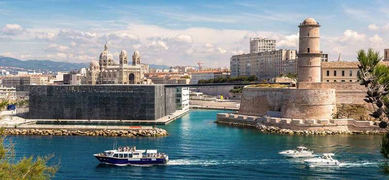 Marseille le joliette quartier des affaires