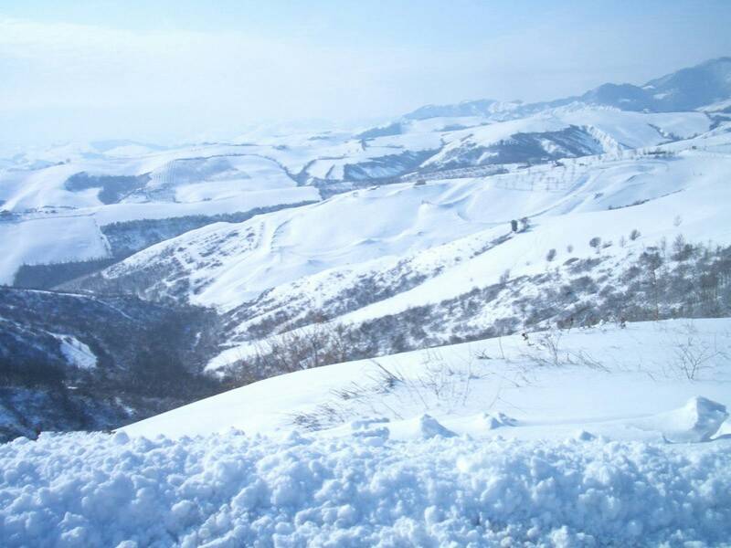 Bella nevicata sulle colline di castel san pietro terme