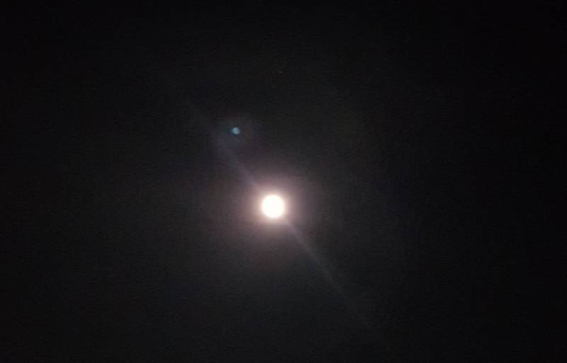 Luna luminescente