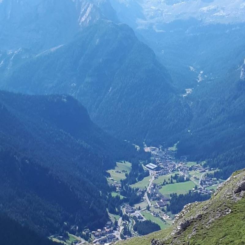 Val di fassa vista da col rodella