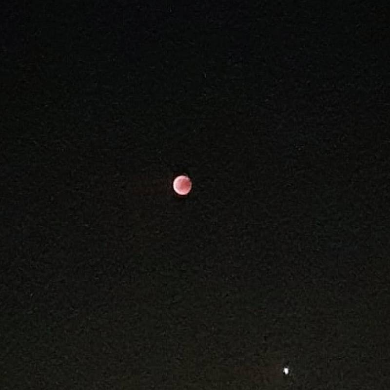 Luna rossa e marte biumo superiore