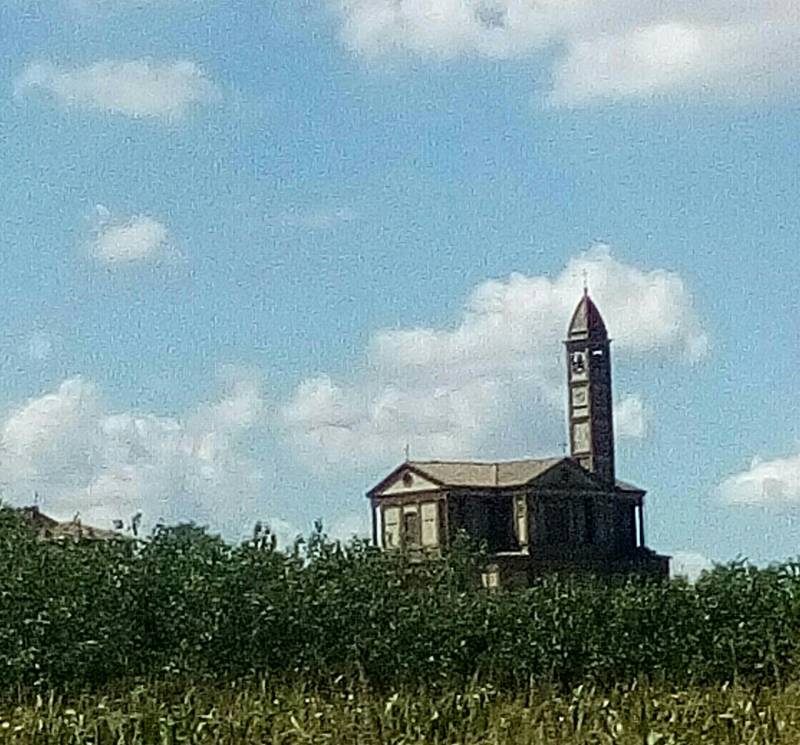 Chiesa di una frazione di casale