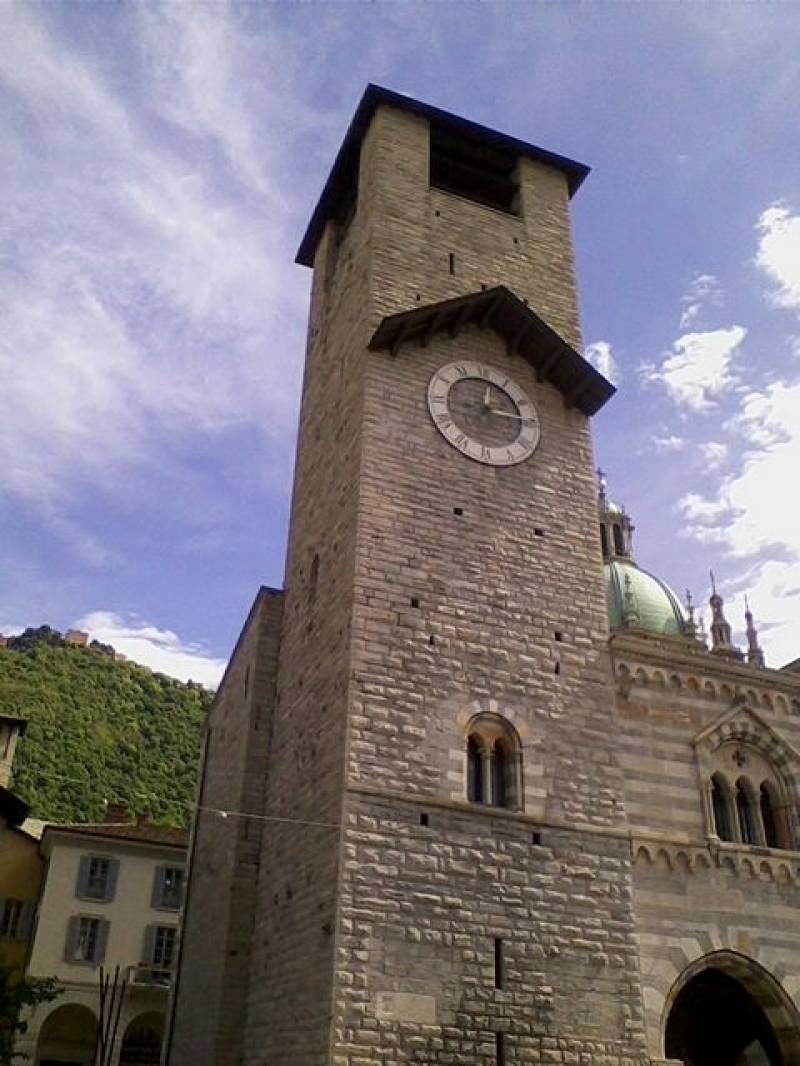 Torre campanaria
