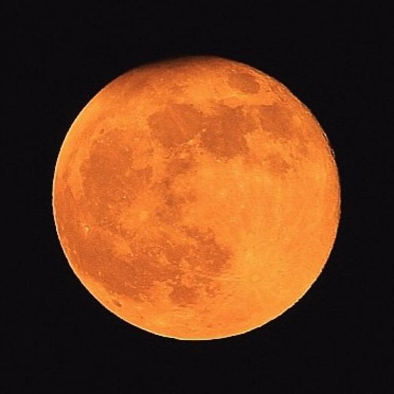 Luna rossa a telgate