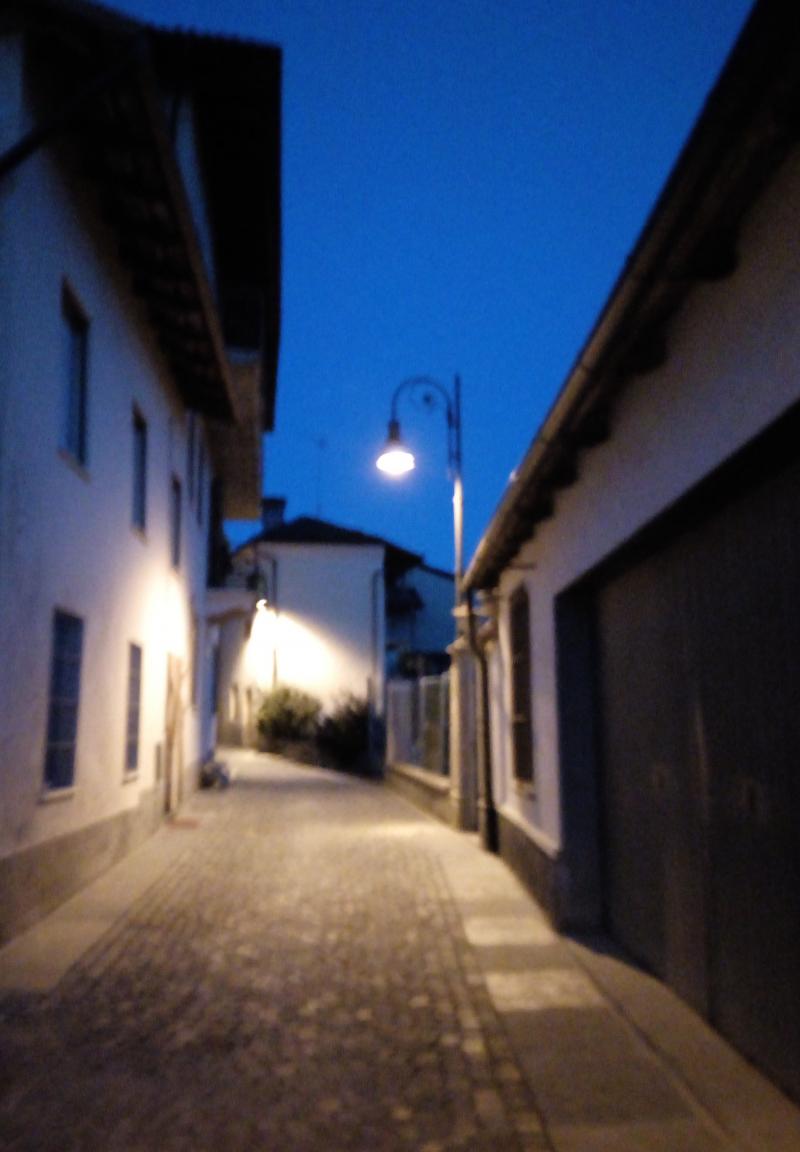 Via roma di sera