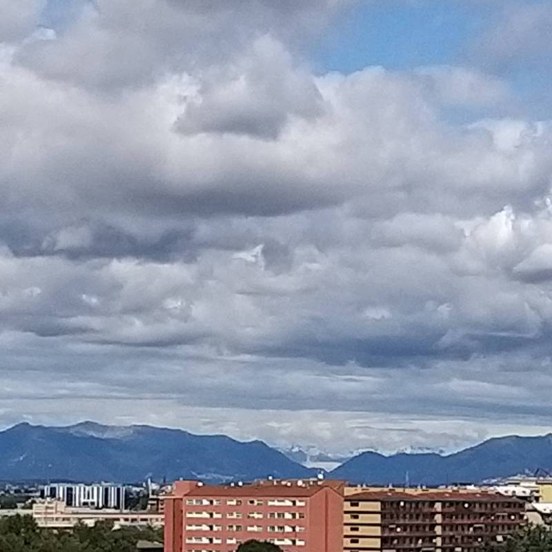 Un po' di tutto azzurro nuvole neve alpi