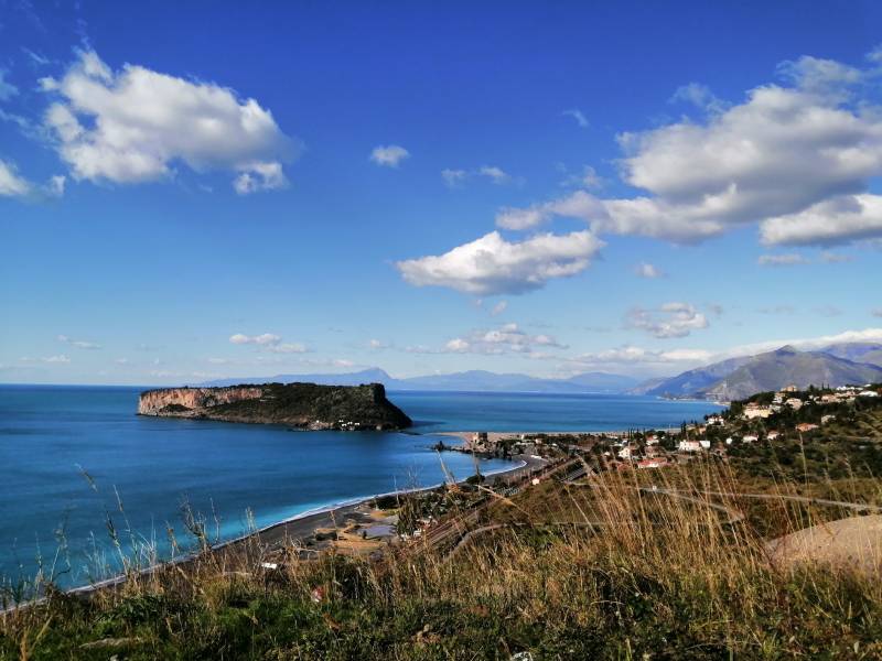Vista sull'isola di dino calabria