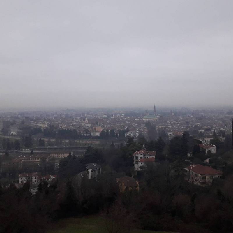 Vicenza vista dal piazzale di monte berico