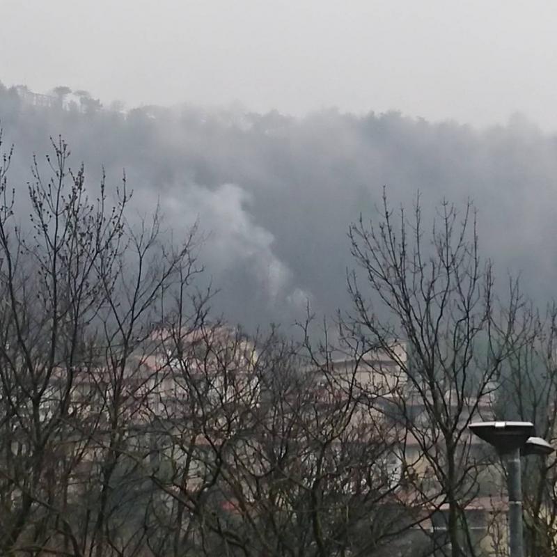 Nuvole di fumo non di pioggia che tristezza