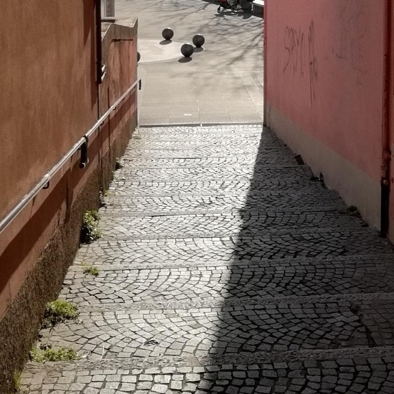 Scorcio di lecco al tempo del coronavirus.